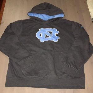 UNC youth sz L (16-18) Hoodie
